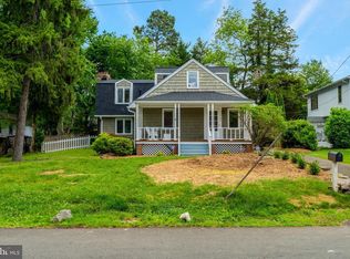 1407 Cedar Ave, Mc Lean, VA
