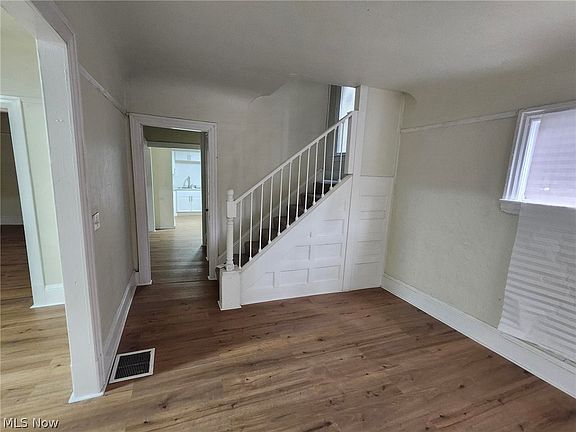 3rd image of 2288 E 95th St