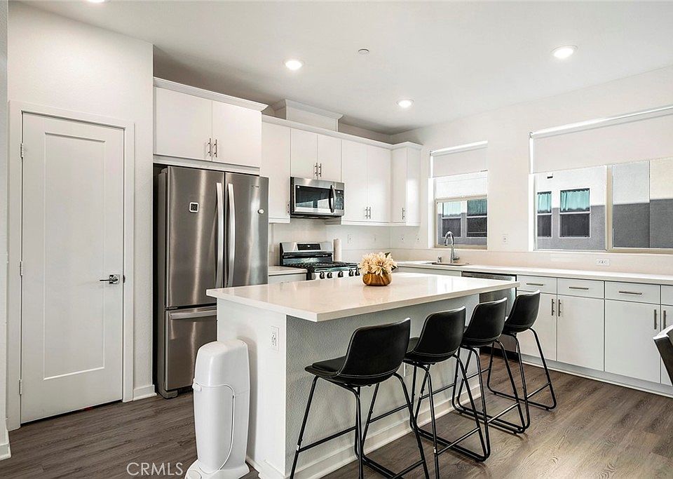 1st image of 229 Scratch Rd