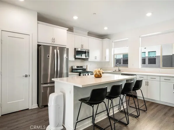 229 Scratch Rd, Covina, CA 91722