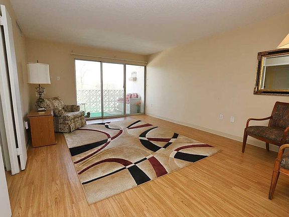 5th image of 1100 Erie Ave Unit 408