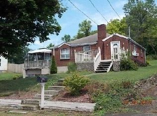 4 Bliss St, Penn, PA 15675