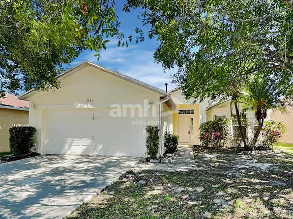 2423 Hybrid Dr, Kissimmee, FL 34758