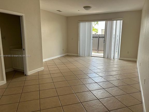 3rd image of 5400 NW 107th Ave APT 420