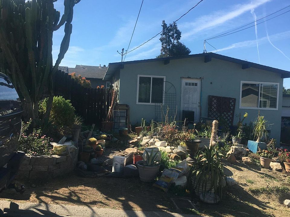 2nd image of 263 Maple Rd