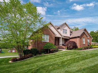 818 Woods Edge Dr, Somerset, KY