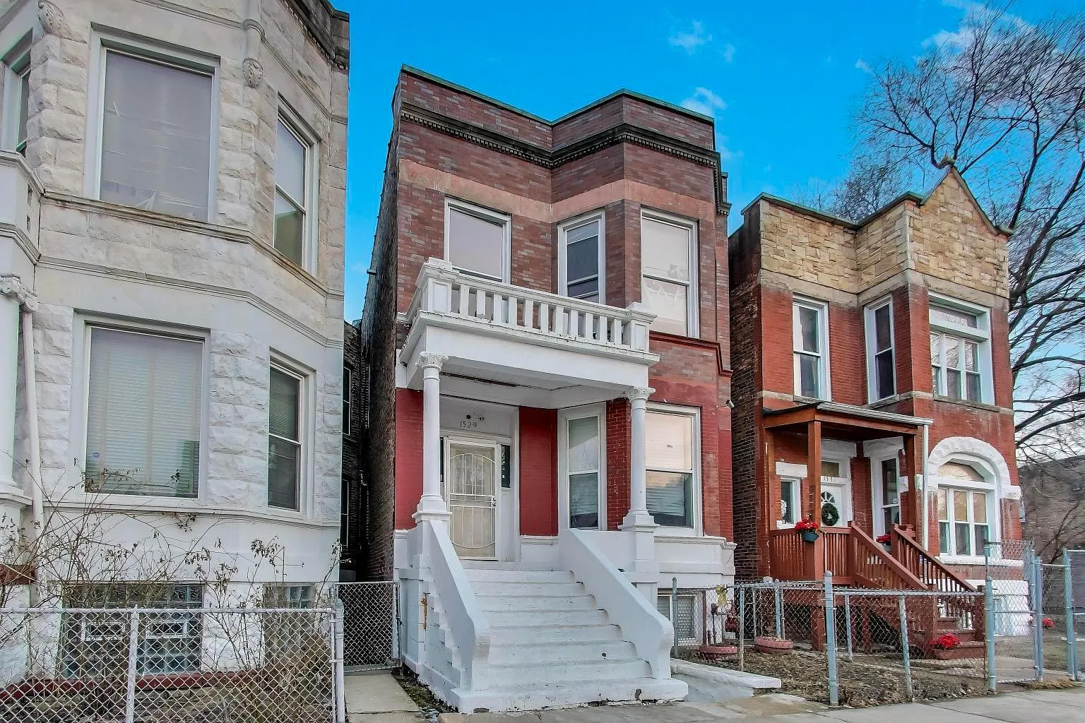 2 bed, 990 sqft, $1,700 — Photo 3