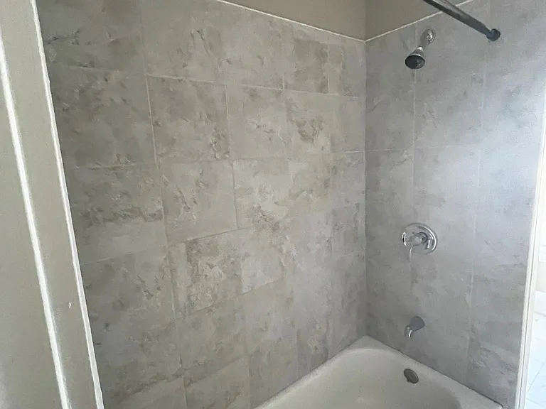 723 S 38th St — Photo 16