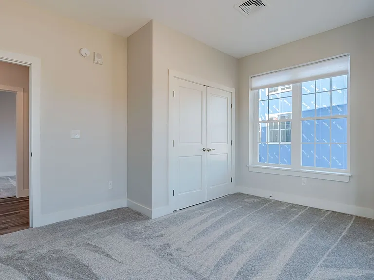 16 Sullivan St — Photo 10