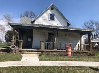 405 S Main St, Advance, IN 46102