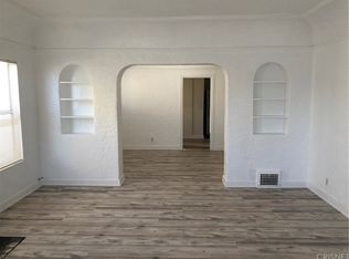 1119 Queen Anne Pl, Los Angeles, CA 90019