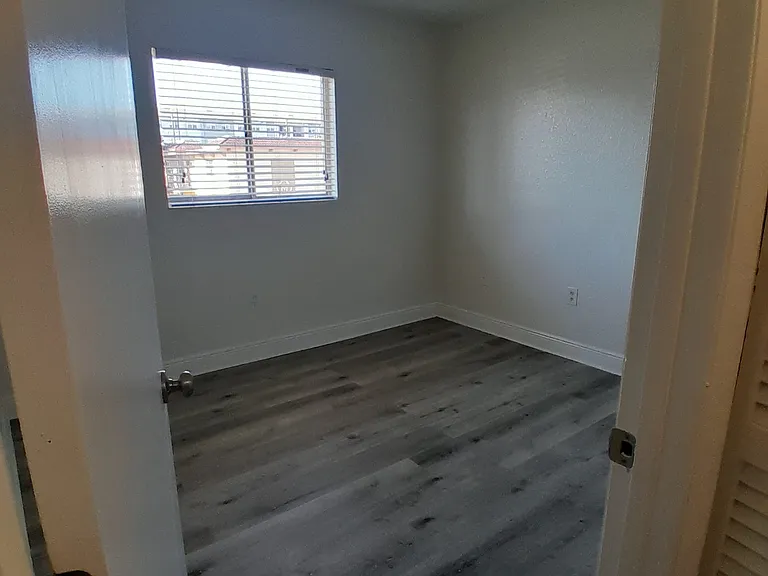 706 McDougall Ct — Photo 7