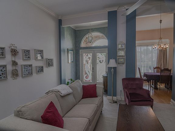 4th image of 113 Belle Maison Dr