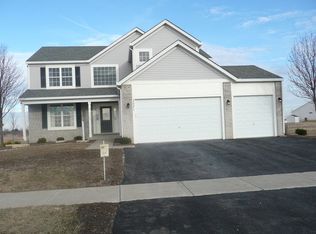 2021 N Millbridge Pkwy, Beecher, IL 60401