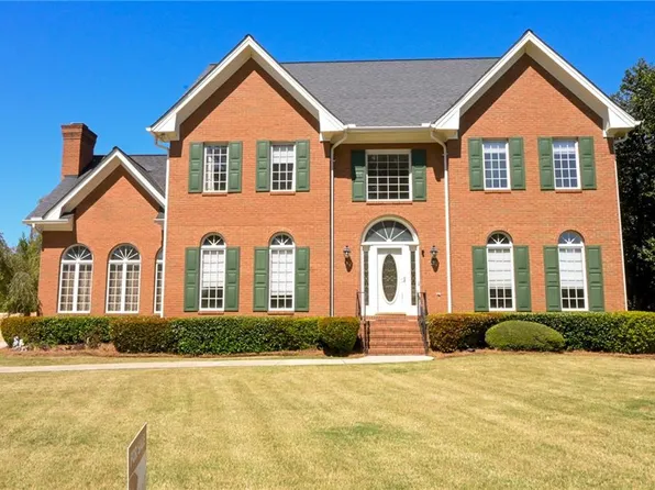 1402 Bromley Dr SE, Snellville, GA 30078