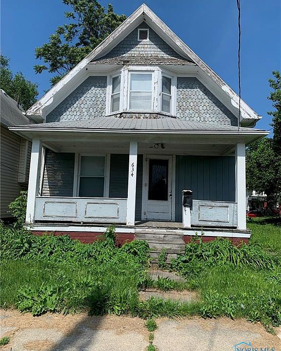 2nd image of 634 Berry St