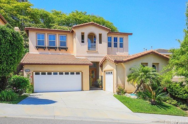1st image of 863 Scudder Way