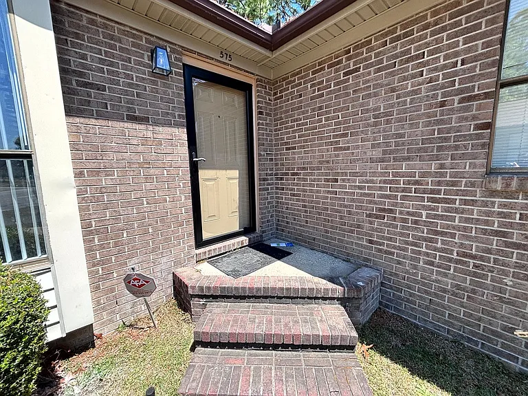 575 Countrytown Dr — Photo 16