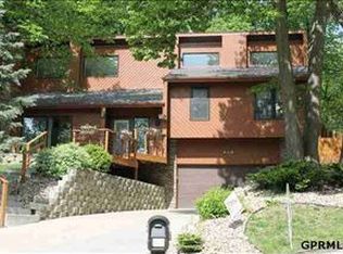 808 Kohl Rd, Bellevue, NE 68005