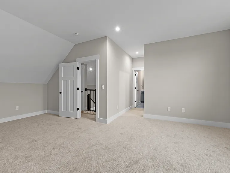 8866 Coe Dr — Photo 28