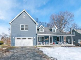 8 Herbert Dr, East Brunswick, NJ 08816