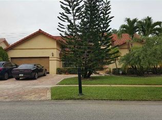 1289 NW 161st Ave, Pembroke Pines, FL 33028
