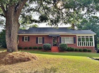 1319 Durst Ave E, Greenwood, SC 29649