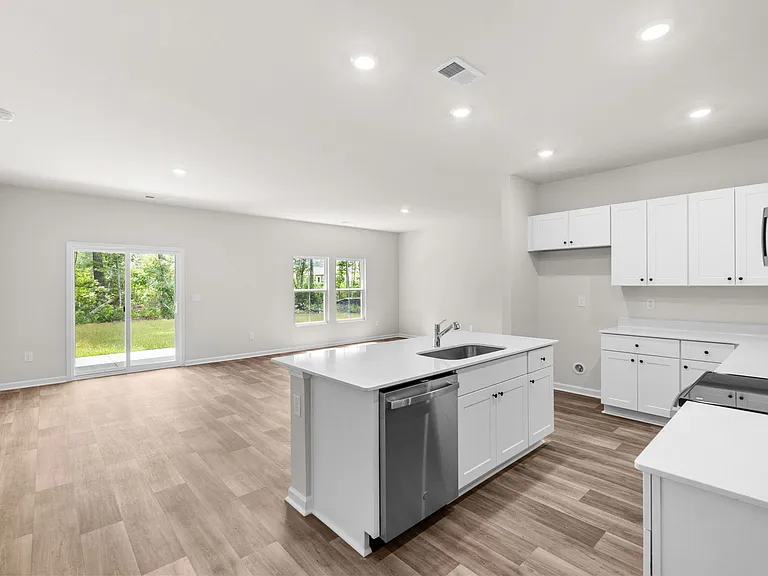 1039 Harbor Dr — Photo 11