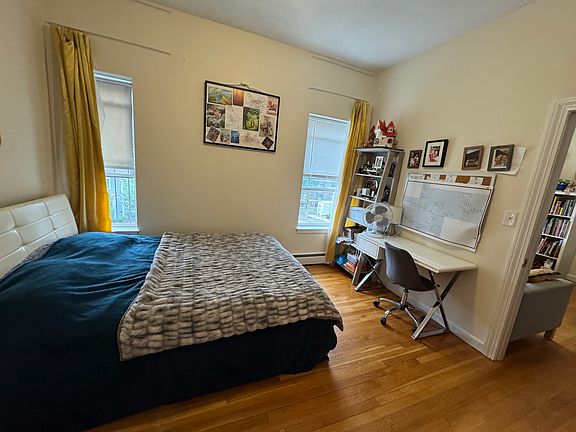 5th image of 176 N Beacon St APT 1