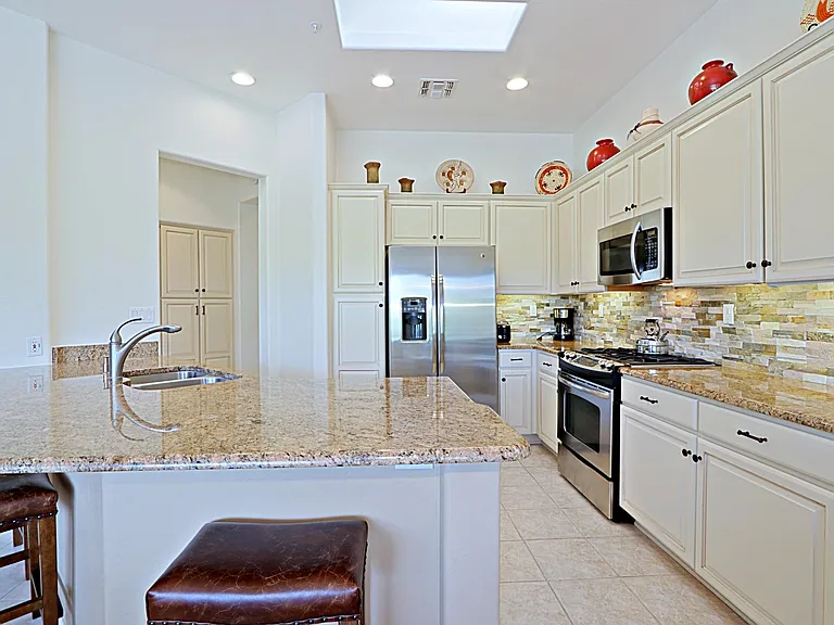 6960 E Whispering Mesquite Trl — Photo 11