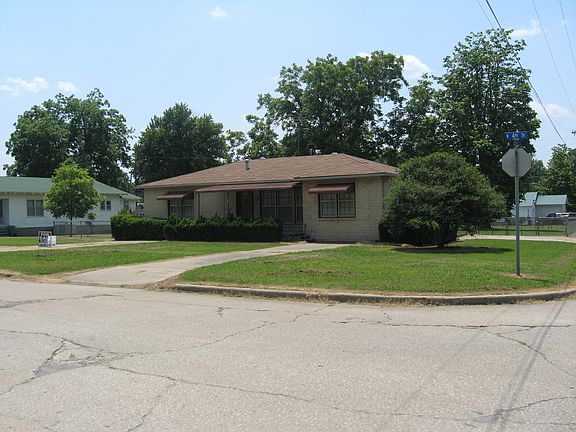 Corner Lot View