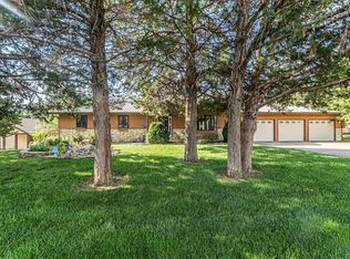 729 W 5th St, Chapman, KS 67431