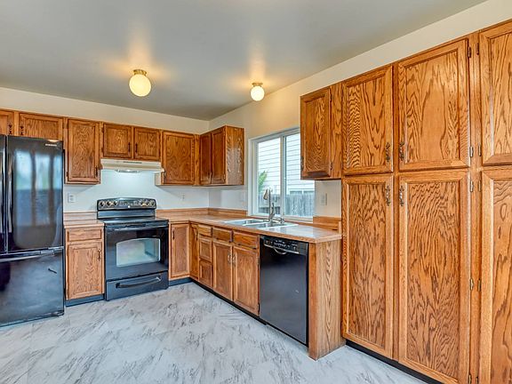 4th image of 6815 Meadowwood Pl