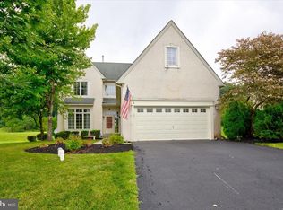 12 Dillon Ct, Exton, PA 19341