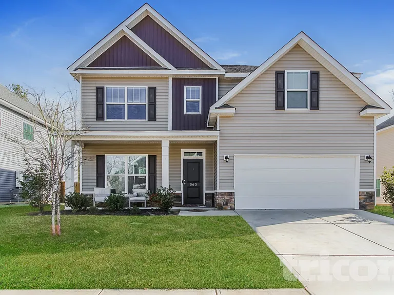 563 Roseridge Dr — Photo 1