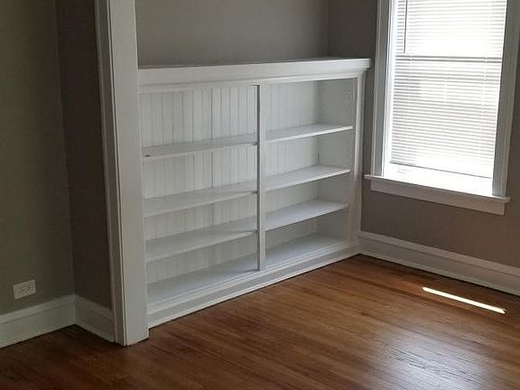 5th image of 10331 S Eberhart Ave #3