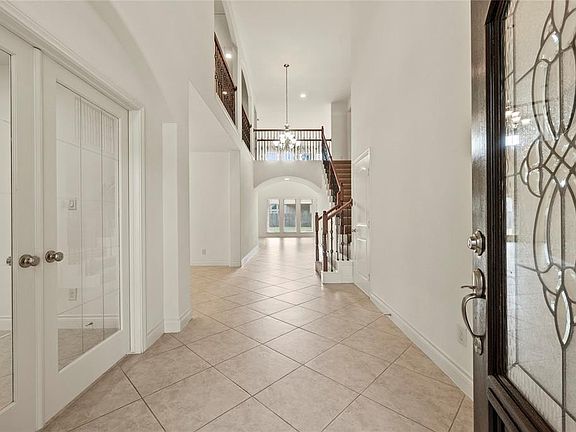 3rd image of 4403 Lodge Vine Court