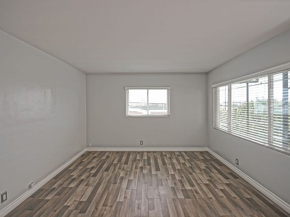 5th image of 330 Bungalow Dr APT B