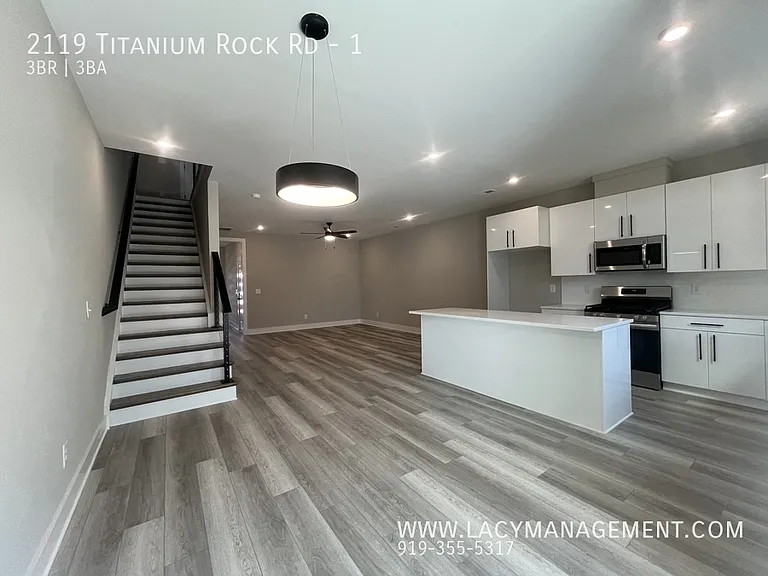 2119 Titanium Rock Rd #1 — Photo 8