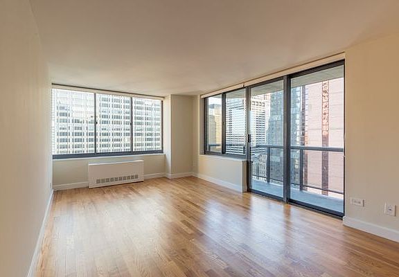 3rd image of 235 W 48th St APT 35M