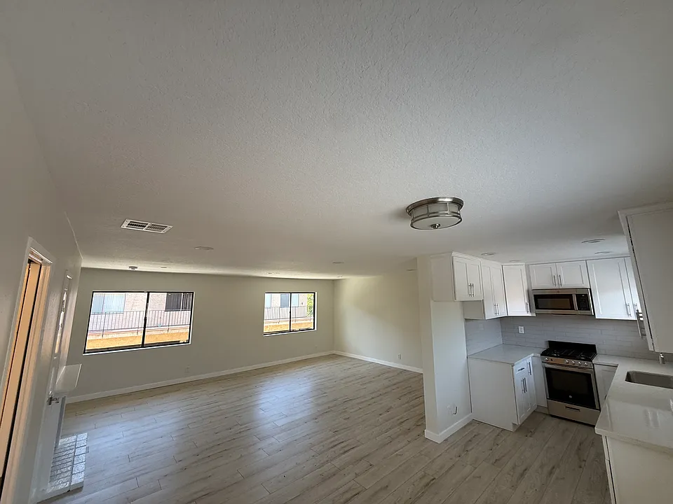 1011 San Rafael Ave #102