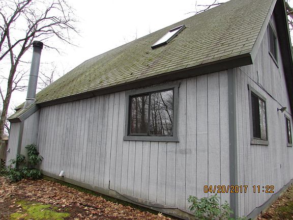 5th image of 38 Fairway Ln