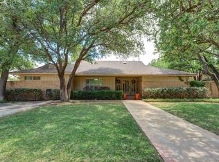 4611 7th St, Lubbock, TX 79416
