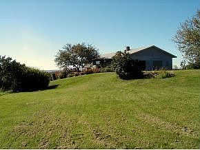 2nd image of 20 Steeplebush Hill Rd