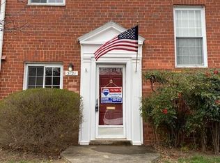 3121 Ravensworth Pl, Alexandria, VA 22302