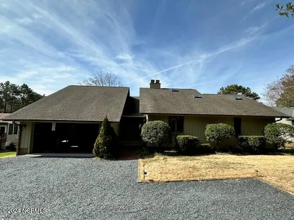 174 Overlook Drive, West End, NC 27376
