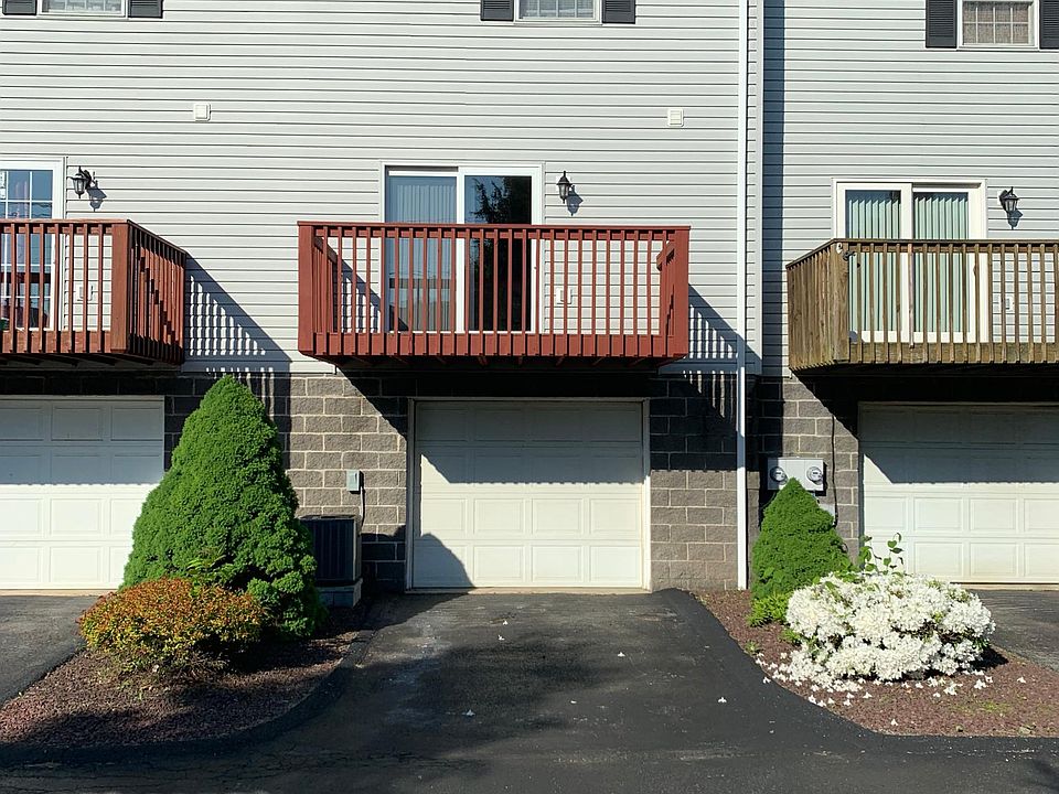 1st image of 202 Thistle Dr