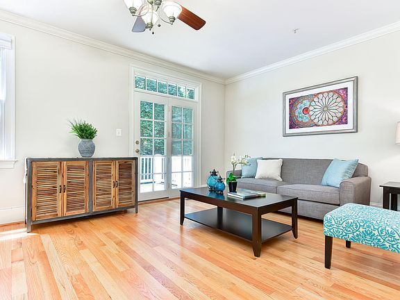 5th image of 9613 Linden Ave
