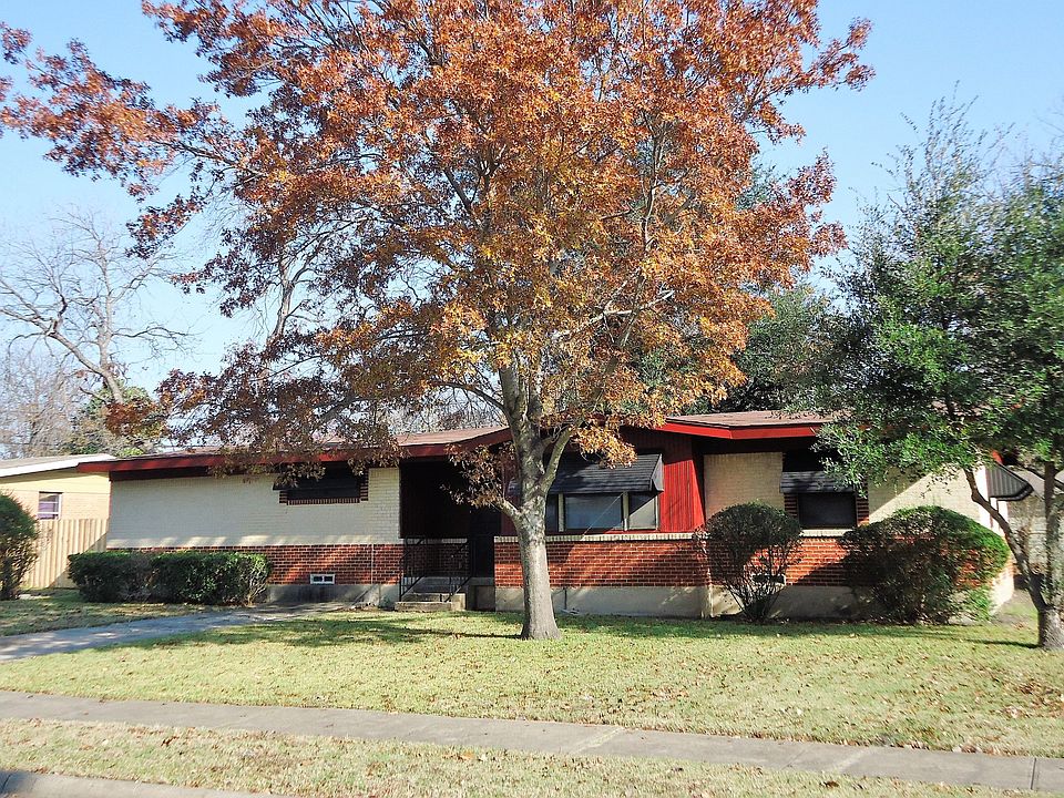 1st image of 11112 Visalia Dr