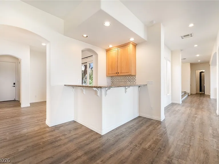 904 Pont Chartrain Dr — Photo 11